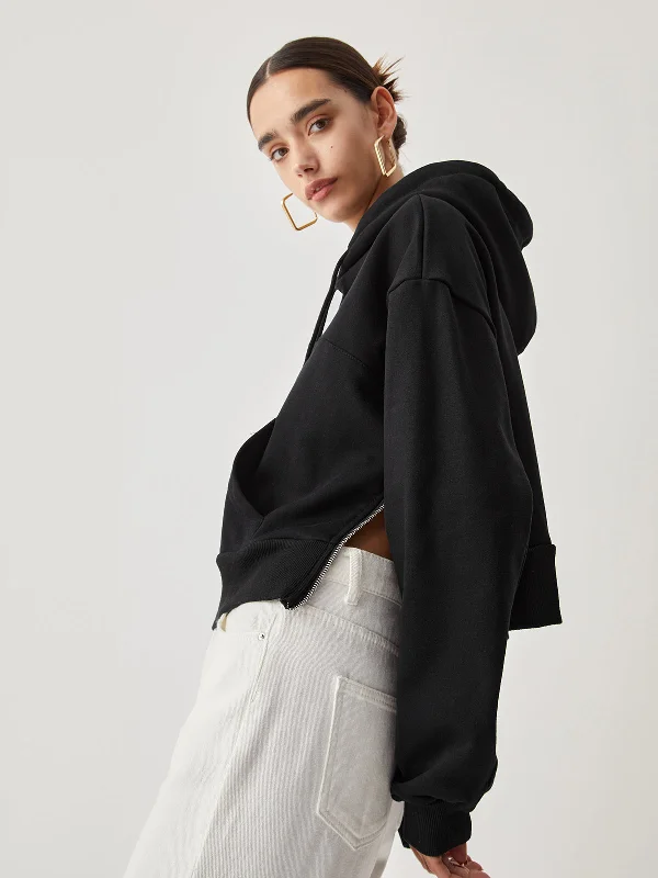 Pocket Side Graceful Zip Detail Hoodie