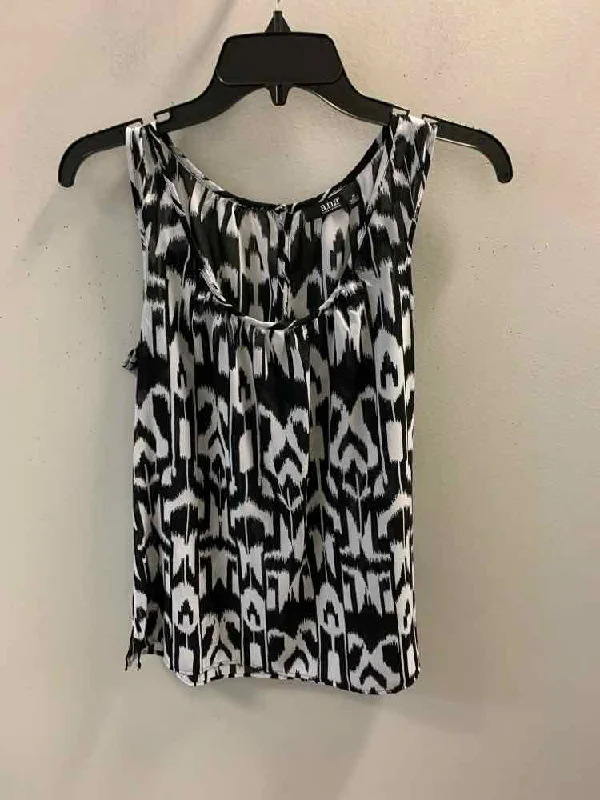 ANA Tops Size M BLK/WHT SLEEVELESS TOP