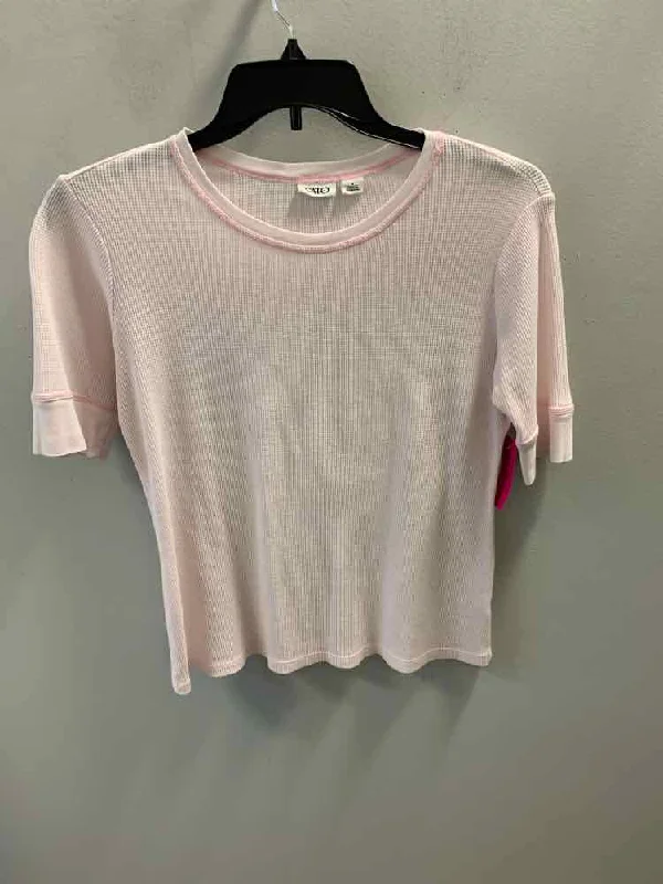 CATO Tops Size M LT PINK SHORT SLEEVES TOP