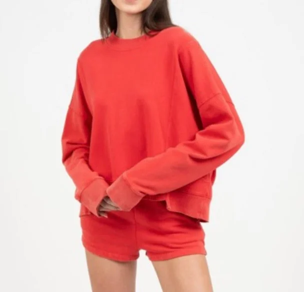 Oversized Sweatshirt in Scarlet