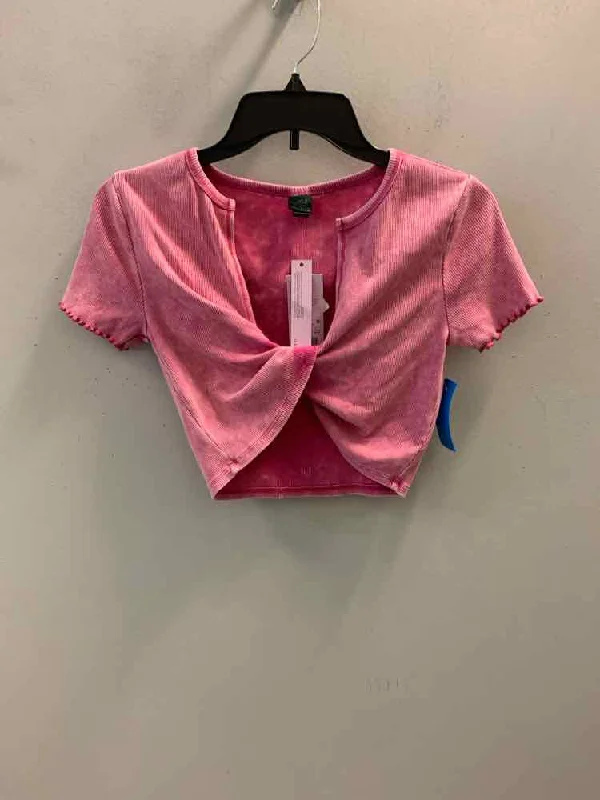 NWT WILD FABLE Tops Size S Pink CROP TOP TOP