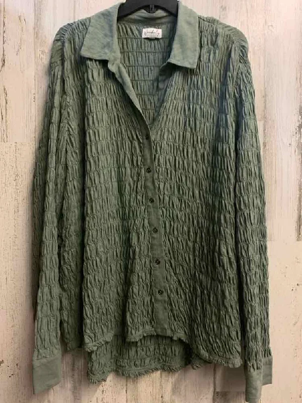 PRE-OWNED WONDERLY Tops Size XL Green LONG SLEEVES TOP/BUTTON UP TOP W/COLLAR